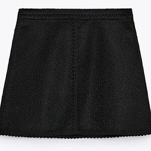 NWT Zara Textured Boucle Mini Skirt in black